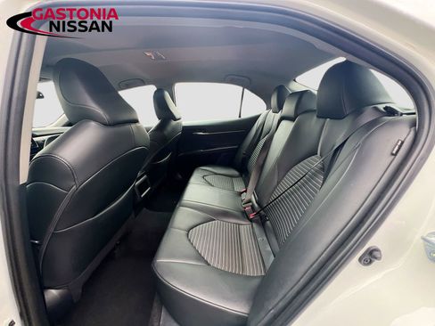 Used 2023 Toyota Camry SE image 32