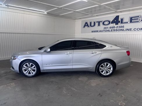 Used 2019 Chevrolet Impala LT FWD image 8