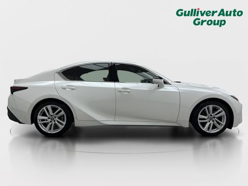 Used 2023 Lexus IS 300 w/ Comfort Package RWD image 10