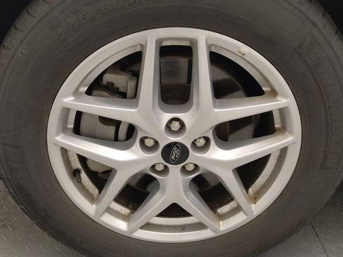 Used 2024 Ford Edge SEL image 31