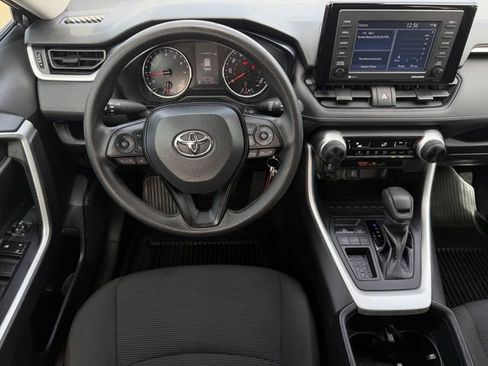 Certified 2022 Toyota RAV4 LE image 12