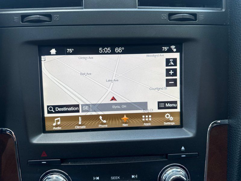 Used 2017 Lincoln Navigator L Select AWD/4WD image 27