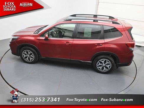 Used 2020 Subaru Forester Premium AWD/4WD image 36