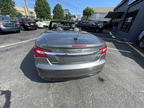 Used 2012 Chrysler 200 S image 4