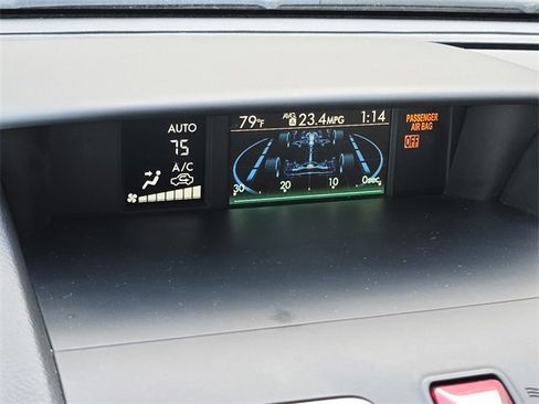 Used 2017 Subaru Forester 2.5i Premium w/ All-Weather Package image 18