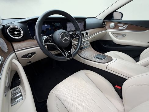 Used 2021 Mercedes-Benz E 350 4MATIC Sedan image 15