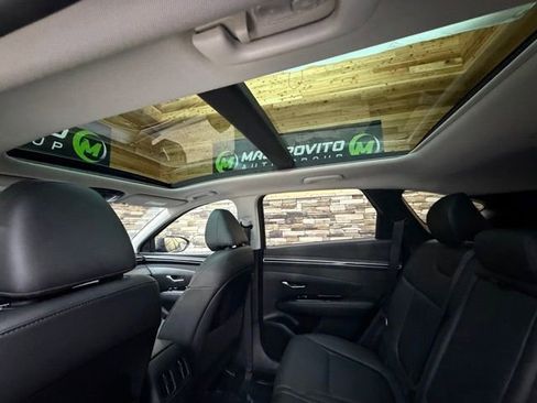 Used 2022 Hyundai Tucson Limited AWD/4WD image 29