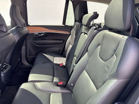 Used 2023 Volvo XC90 B5 Plus AWD/4WD image 16