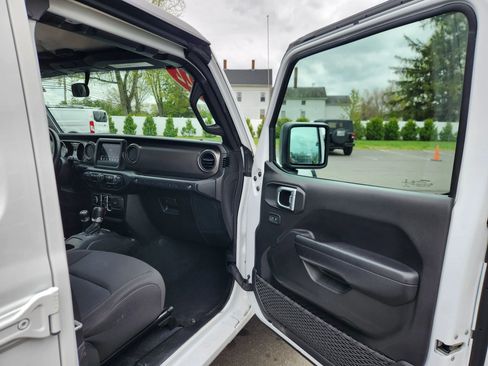 Used 2022 Jeep Wrangler Unlimited Sport AWD/4WD image 41