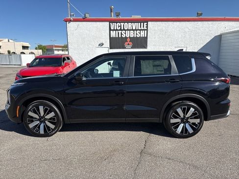 New 2025 Mitsubishi Outlander SE FWD image 5