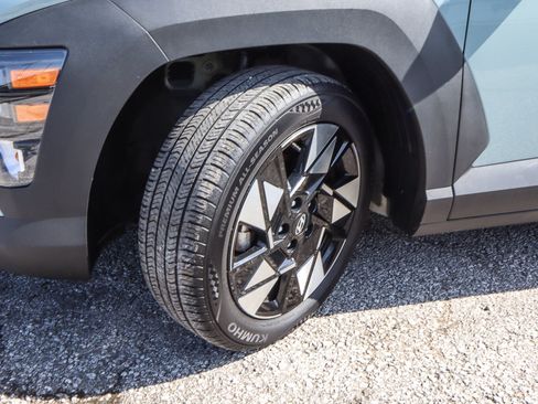 Used 2025 Hyundai Kona SEL FWD image 13
