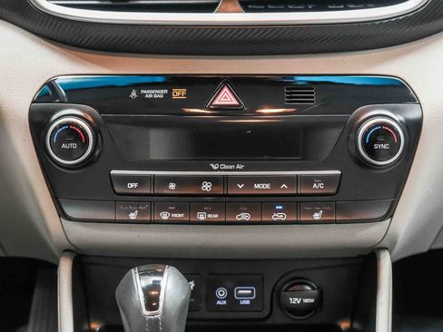 Used 2021 Hyundai Tucson Sport FWD image 15