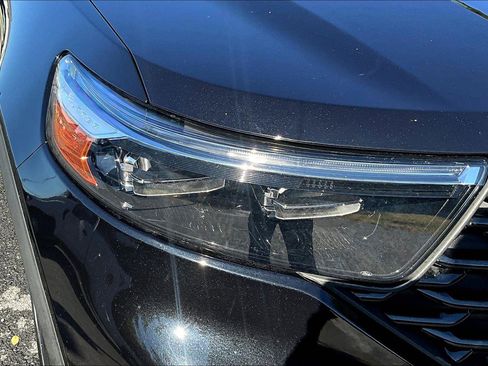 Used 2022 Ford Explorer ST-Line w/ Class IV Trailer Tow Package image 30