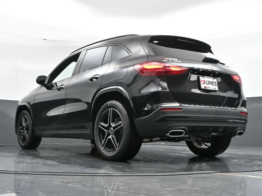 Used 2025 Mercedes-Benz GLA 250 4MATIC image 54
