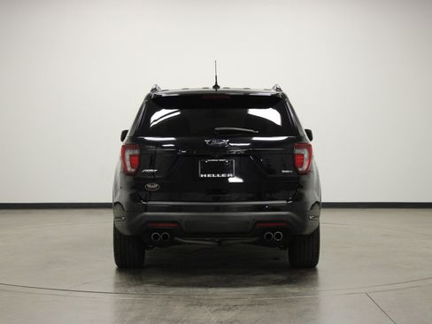 Used 2019 Ford Explorer Sport image 7
