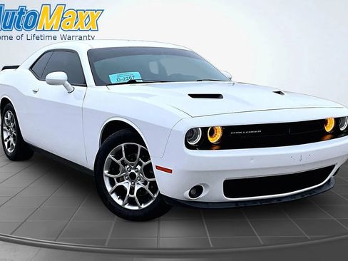Used 2017 Dodge Challenger GT w/ Driver Convenience Group AWD/4WD image 3