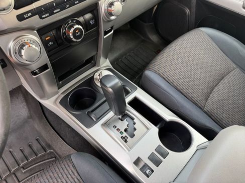 Used 2013 Toyota 4Runner SR5 w/ Convenience Pkg AWD/4WD image 18