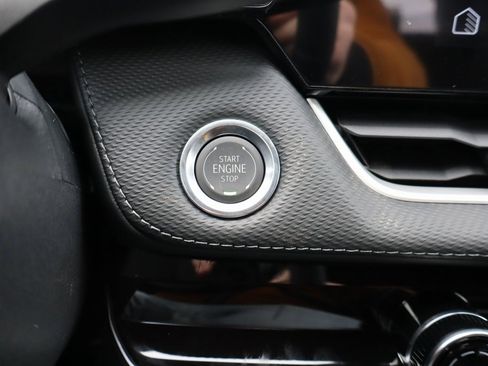 New 2026 Chevrolet Equinox LT w/ Safety and Technology Package image 12