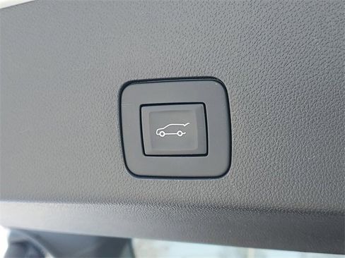 Used 2024 Buick Encore GX Sport Touring w/ Comfort Package image 8