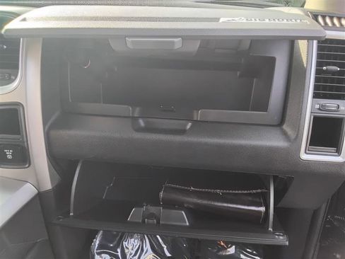 Used 2017 RAM 1500 Big Horn image 37