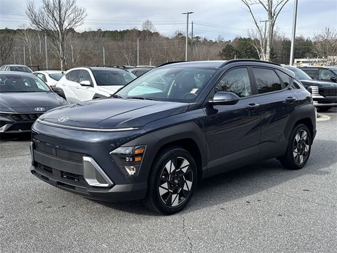 Certified 2025 Hyundai Kona SEL image 3
