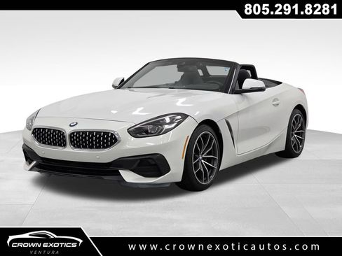 Used 2022 BMW Z4 sDrive30i w/ Driving Assistance Package RWD image 4