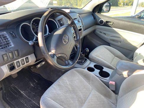 Used 2010 Toyota Tacoma V6 4x4 4dr Double Cab 5.0 ft S image 9