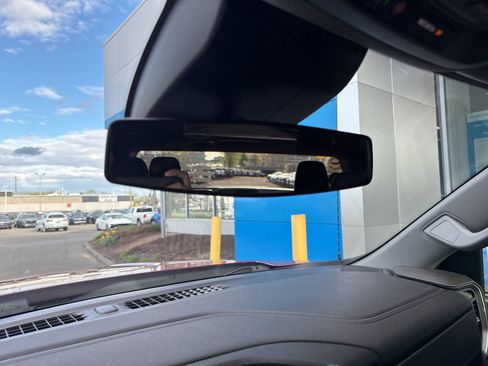 Used 2024 Chevrolet Silverado 1500 RST image 29