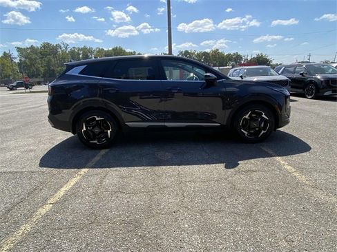 New 2026 Kia Sportage EX image 2