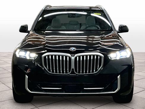 Used 2025 BMW X5 xDrive40i w/ Premium Package AWD/4WD image 3