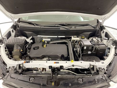 Used 2023 Chevrolet Equinox LT image 33