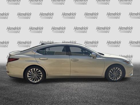 Used 2025 Lexus ES 350 w/ Accessory Package (Z2) FWD image 11