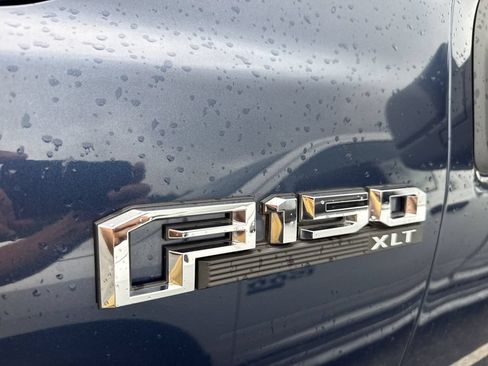 Used 2015 Ford F150 XLT w/ Equipment Group 301A Mid AWD/4WD image 11