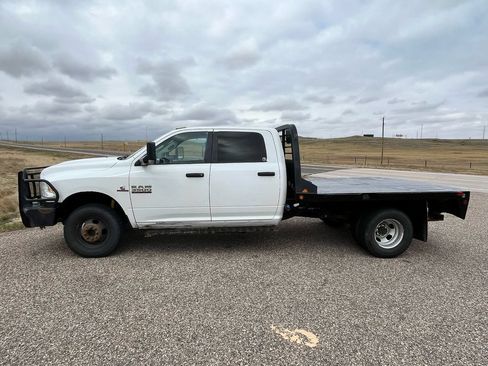 Used 2017 RAM 3500 SLT w/ Quick Order Package 29G SLT AWD/4WD image 2