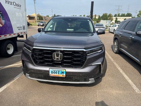Used 2025 Honda Pilot Touring image 20
