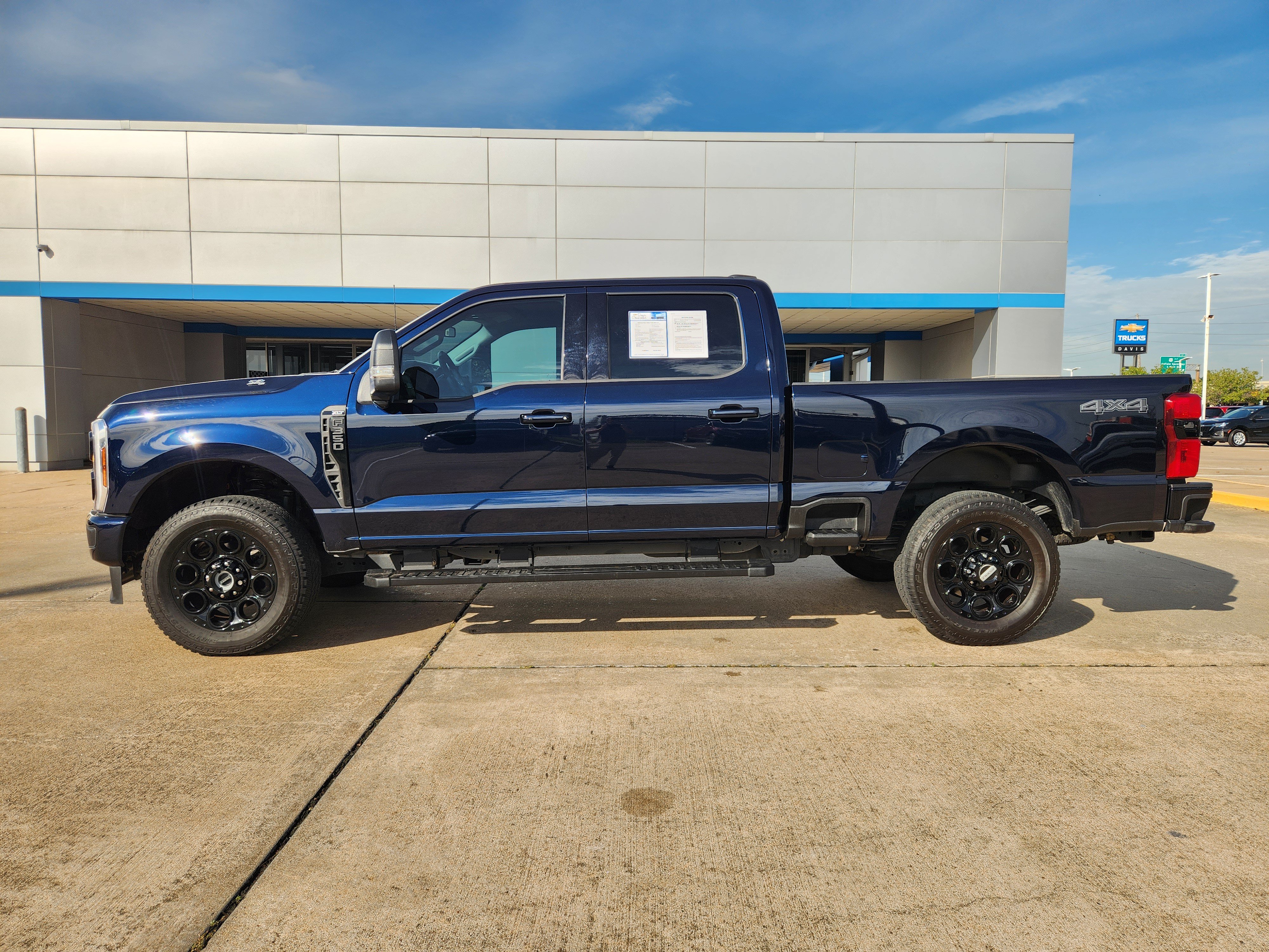 Used 2025 Ford F350 XLT w/ Black Appearance Package AWD/4WD image 5