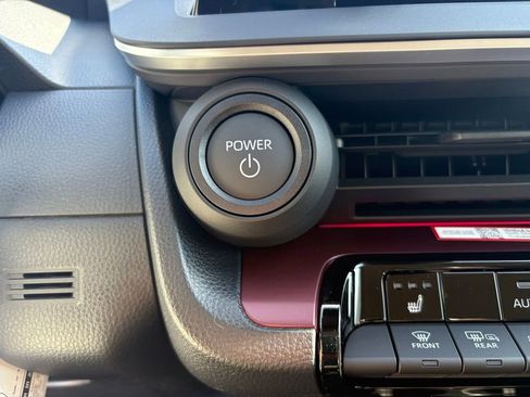 New 2026 Toyota Prius Plug-In Hybrid FWD image 27
