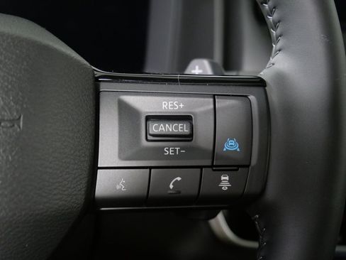 Used 2026 Nissan Rogue Platinum w/ Platinum Premium Package AWD/4WD image 25
