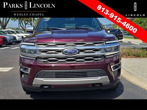 Used 2023 Ford Expedition Platinum AWD/4WD image 2