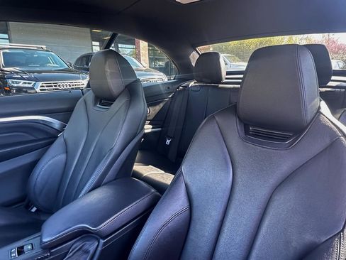 Used 2017 BMW 440i xDrive Convertible image 4