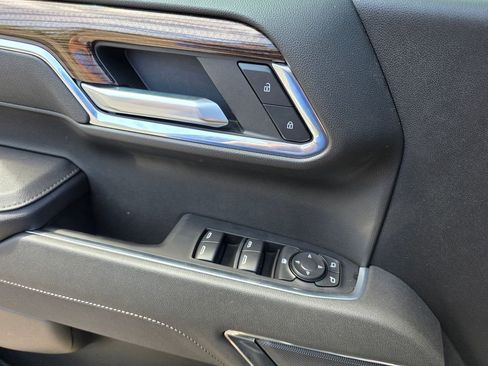 New 2026 Chevrolet Silverado 1500 LT w/ Convenience Package II image 12