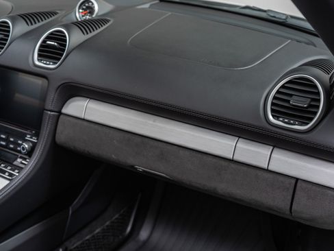 Used 2023 Porsche 718 Boxster GTS RWD image 31