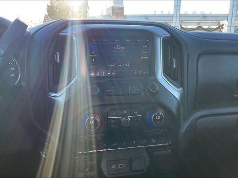 Used 2019 Chevrolet Silverado 1500 LT Trail Boss image 36