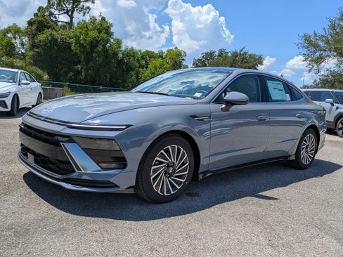 New 2026 Hyundai Sonata SEL FWD image 9