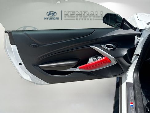 Used 2023 Chevrolet Camaro SS RWD image 17