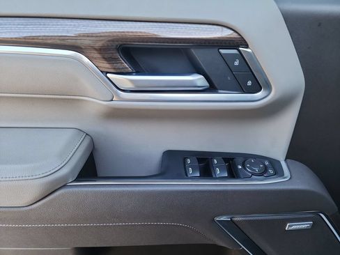 Certified 2026 Chevrolet Silverado 1500 RST AWD/4WD image 14