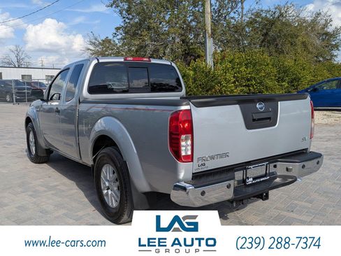 Used 2015 Nissan Frontier SV w/ SV Value Truck Package image 5