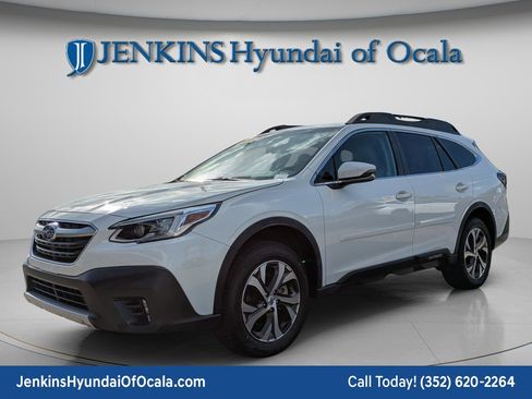 Used 2020 Subaru Outback Limited image 9