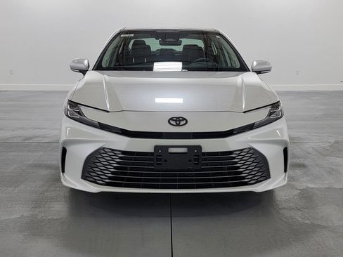 Used 2026 Toyota Camry XLE w/ Premium Package AWD/4WD image 3
