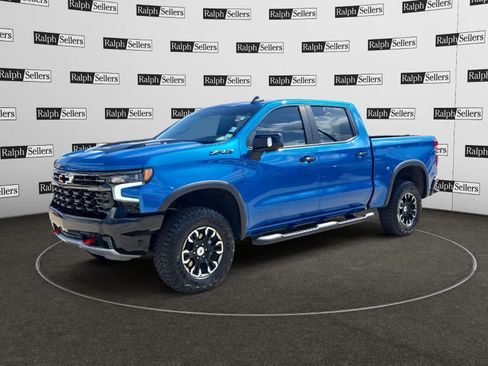 Used 2024 Chevrolet Silverado 1500 ZR2 w/ Technology Package AWD/4WD image 2